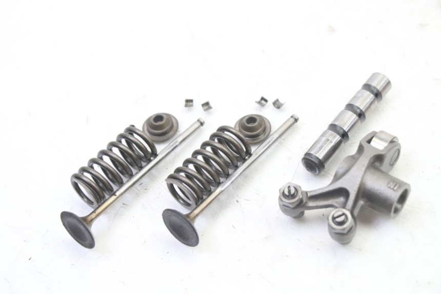 photo de KLEP PEUGEOT SATELIS 125 (2013 - 2018) - Detail van het onderdeel