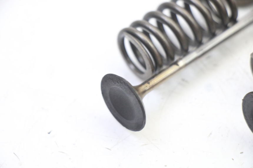 photo de KLEP PEUGEOT SATELIS 125 (2013 - 2018) - Bevestigingspunten