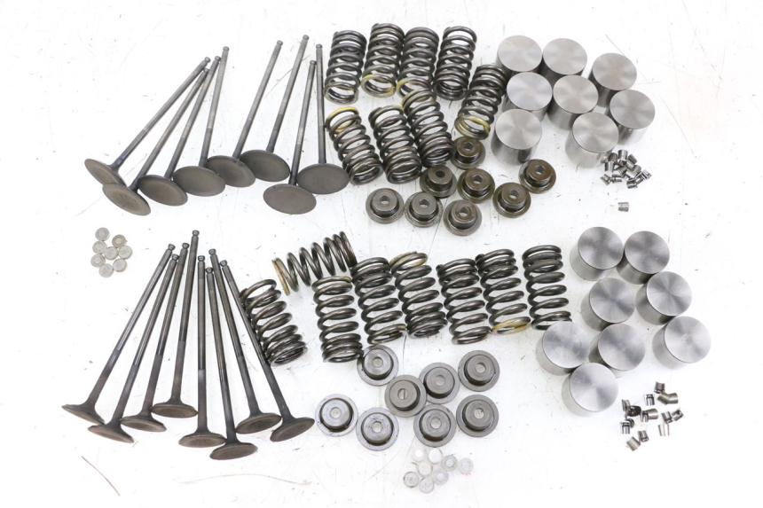 photo de KLEP SUZUKI GSR 750 (2011 - 2017) - Hoofdaanzicht