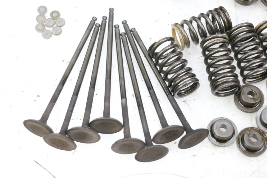 photo de KLEP SUZUKI GSR 750 (2011 - 2017) - Technische close-up