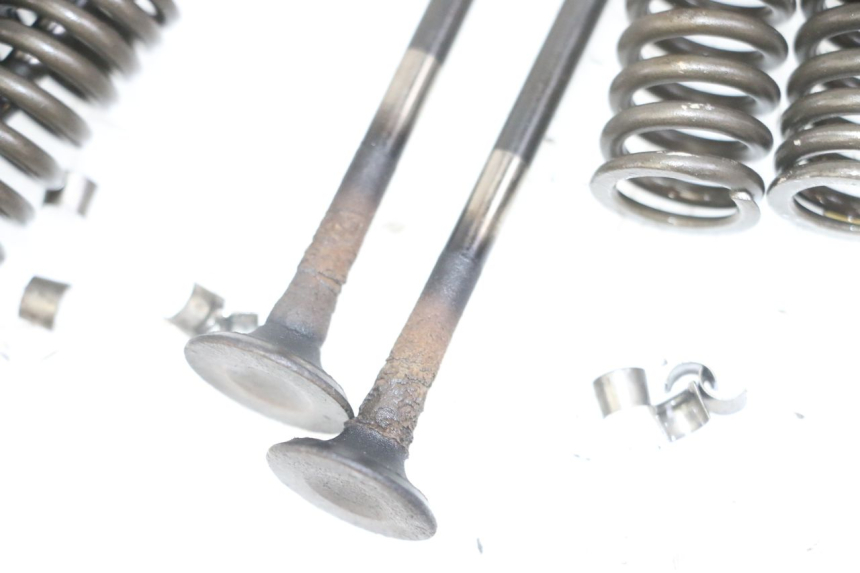 photo de KLEP PIAGGIO VESPA GRANTURISMO 200 (2004 - 2005) - Andere kijkhoek