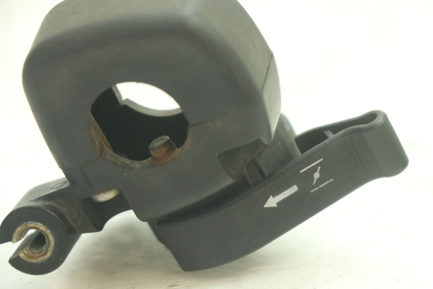 photo de STARTER YAMAHA WAVE RUNNER GP R 1200 (2000 - 2003) - Detail van het onderdeel