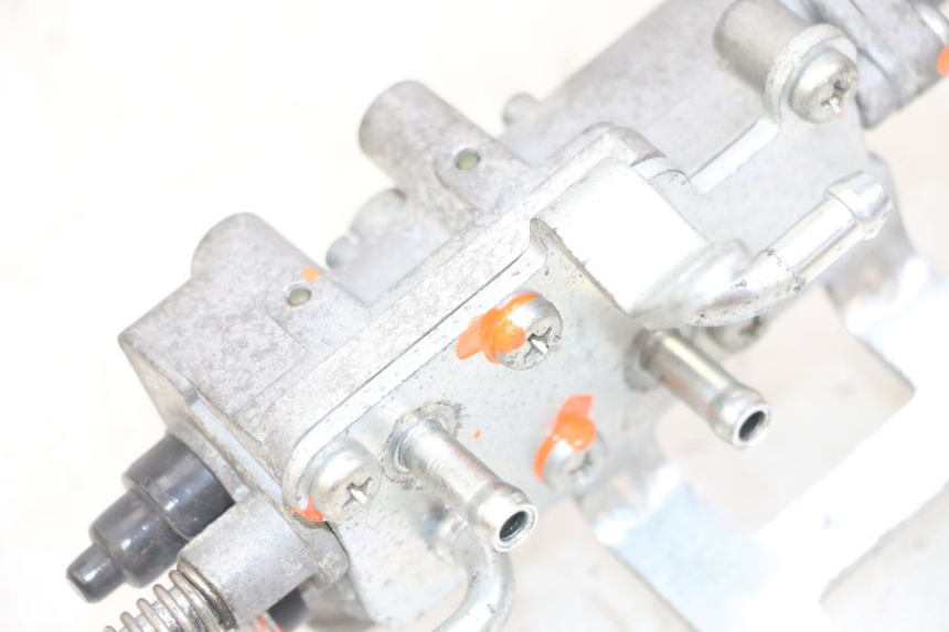 photo de STARTER YAMAHA XJ6 ABS 600 (2008 - 2016) - Andere kijkhoek