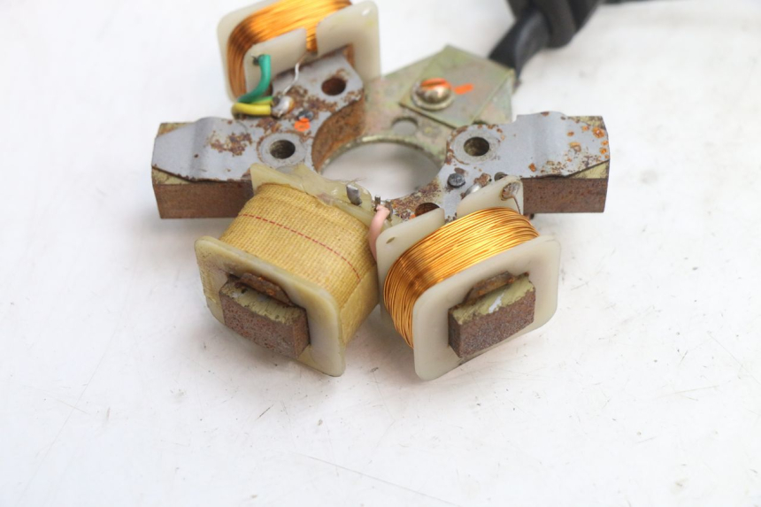photo de STATOR PEUGEOT 103 SPX CLIP 50 (1989 - 1992) - Detail van het onderdeel