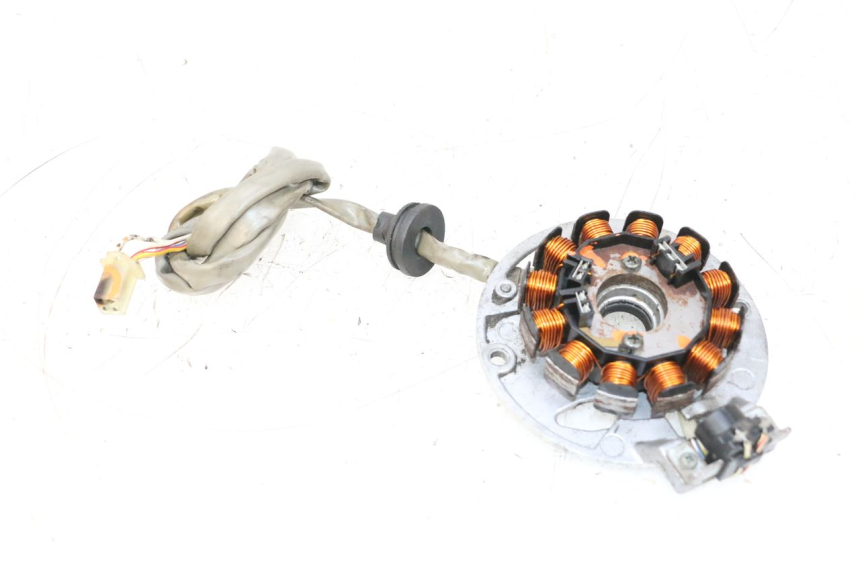 photo de STATOR MBK BOOSTER SPIRIT NAKED 50 (2004 - 2017) - Hoofdaanzicht