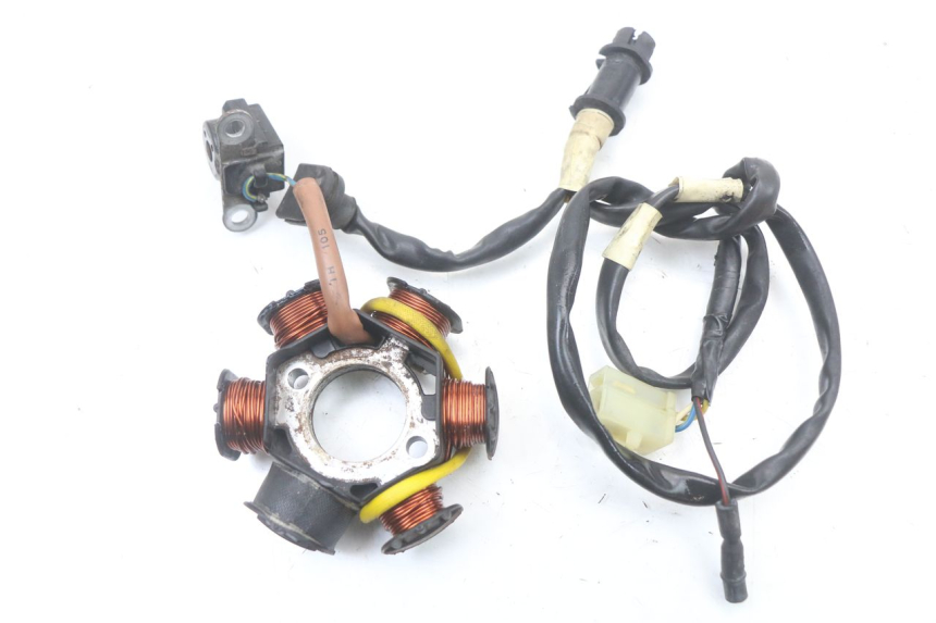 photo de STATOR PEUGEOT BUXY 50 (1993 - 1998) - Detail van het onderdeel