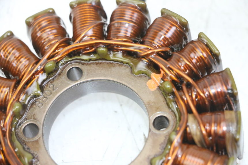 photo de STATOR HONDA CB R 1000 (2018 - 2023) - Technische close-up