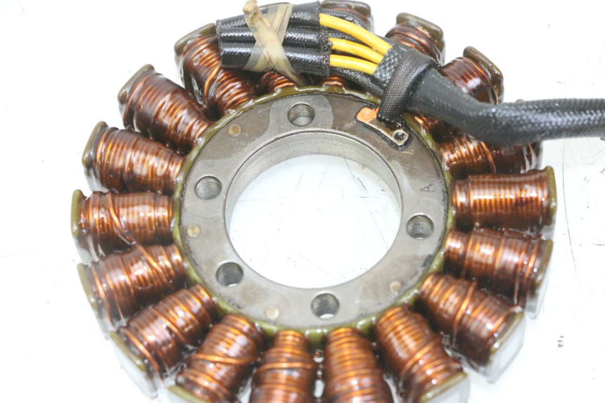 photo de STATOR HONDA CB R 1000 (2018 - 2023) - Bevestigingspunten