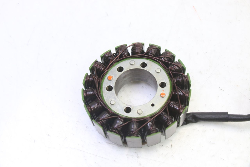 photo de STATOR HONDA CBR RR FIREBLADE 900 (1992 - 1994) - Andere kijkhoek
