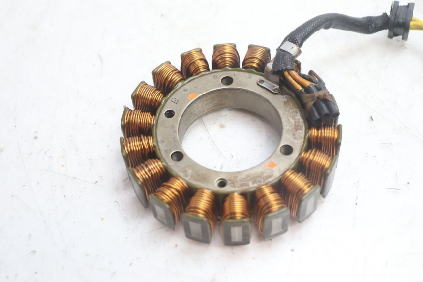 photo de STATOR HONDA FJS SILVER WING SILVERWING 400 (2005 - 2008) - Detail van het onderdeel