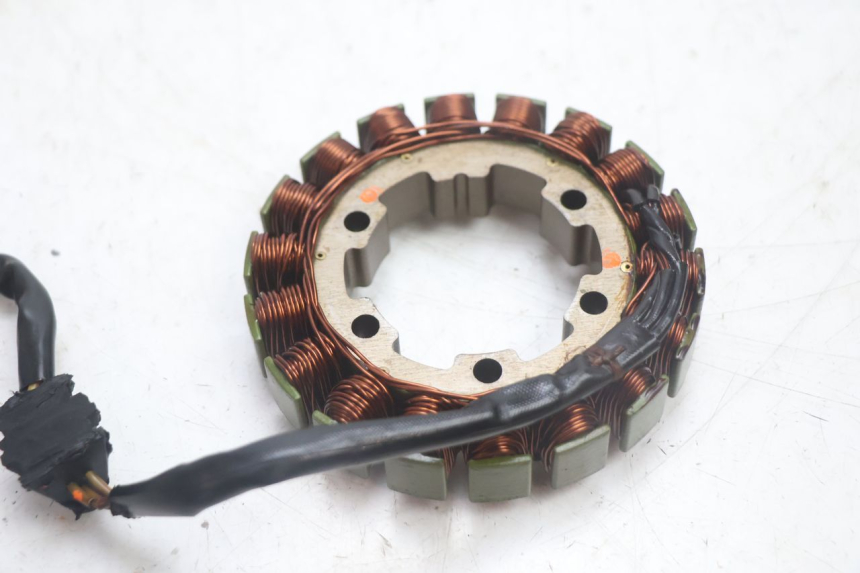 photo de STATOR HONDA FJS SILVER WING SILVERWING 400 (2005 - 2008) - Andere kijkhoek