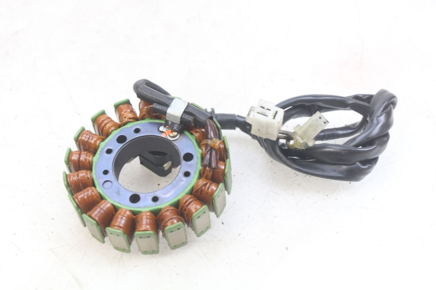 photo de STATOR YAMAHA FZS FAZER 600 (1998 - 2001) - Hoofdaanzicht