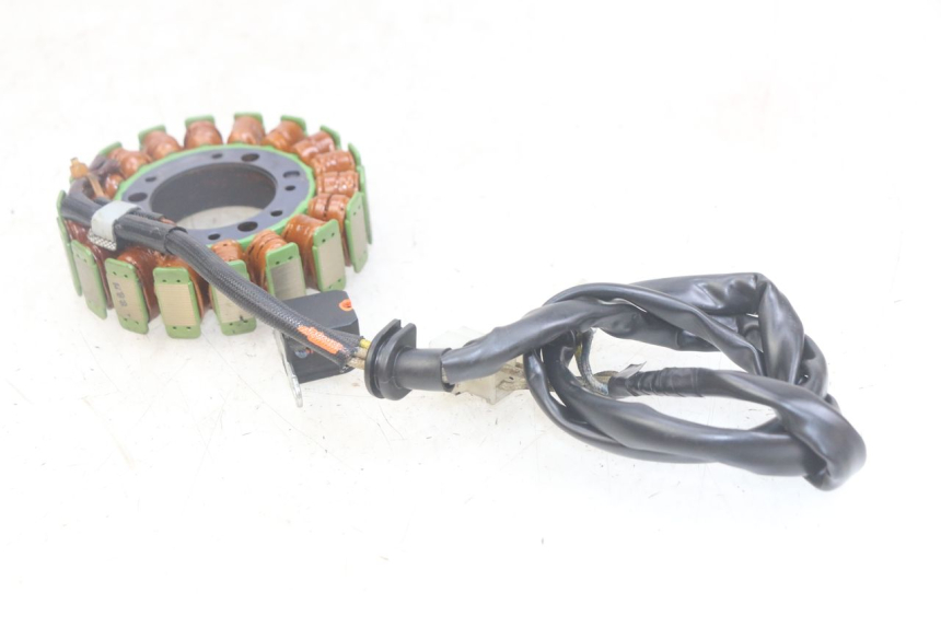 photo de STATOR YAMAHA FZS FAZER 600 (1998 - 2001) - Overzicht