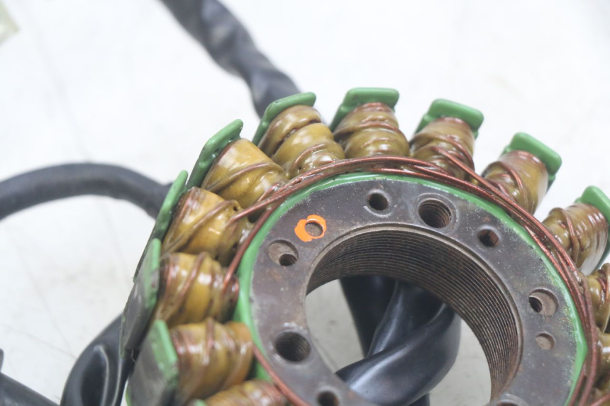 photo de STATOR YAMAHA FZS FAZER 600 (1998 - 2001) - Technische close-up