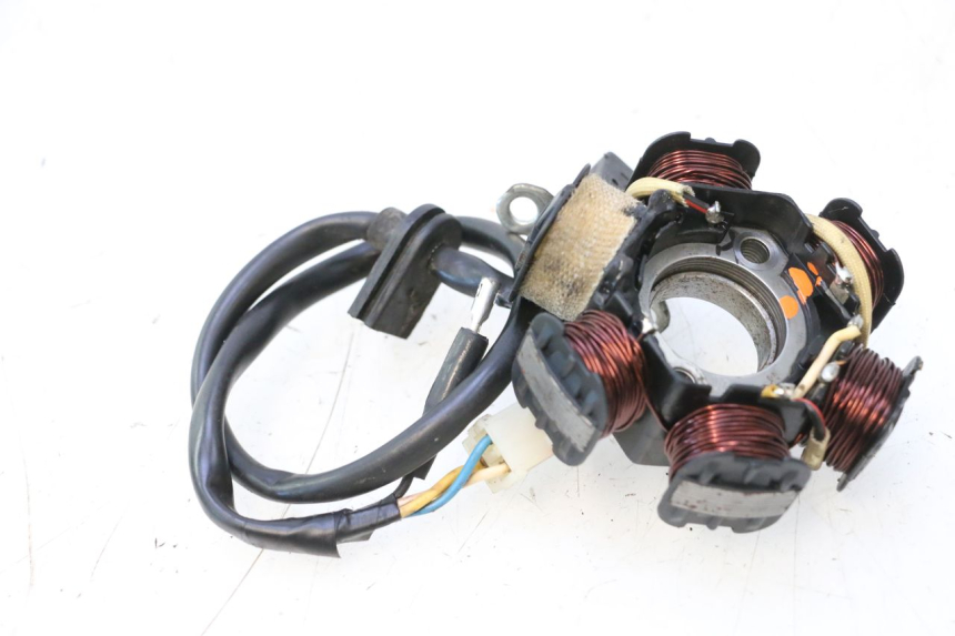 photo de STATOR PEUGEOT LUDIX 50 (2008 - 2017) - Hoofdaanzicht