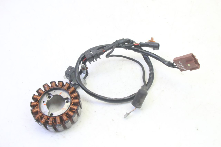 photo de STATOR PIAGGIO MP3 RL 250 (2006 - 2010) - Hoofdaanzicht