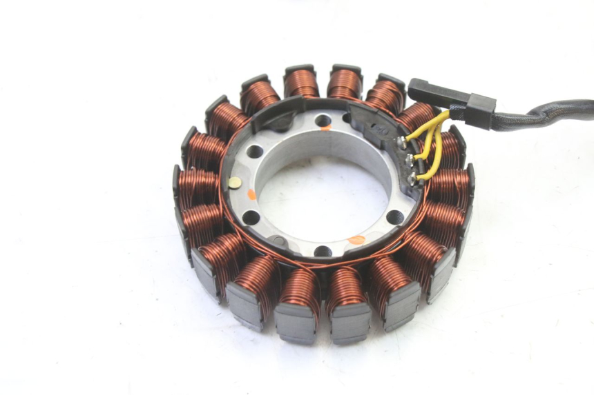 photo de STATOR HONDA NTV DEAUVILLE 650 (2001 - 2006) - Technische close-up