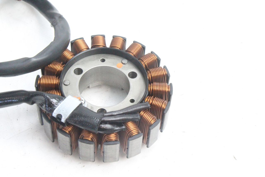 photo de STATOR PEUGEOT SATELIS 125 (2006 - 2009) - Zoom op gebruiksstaat