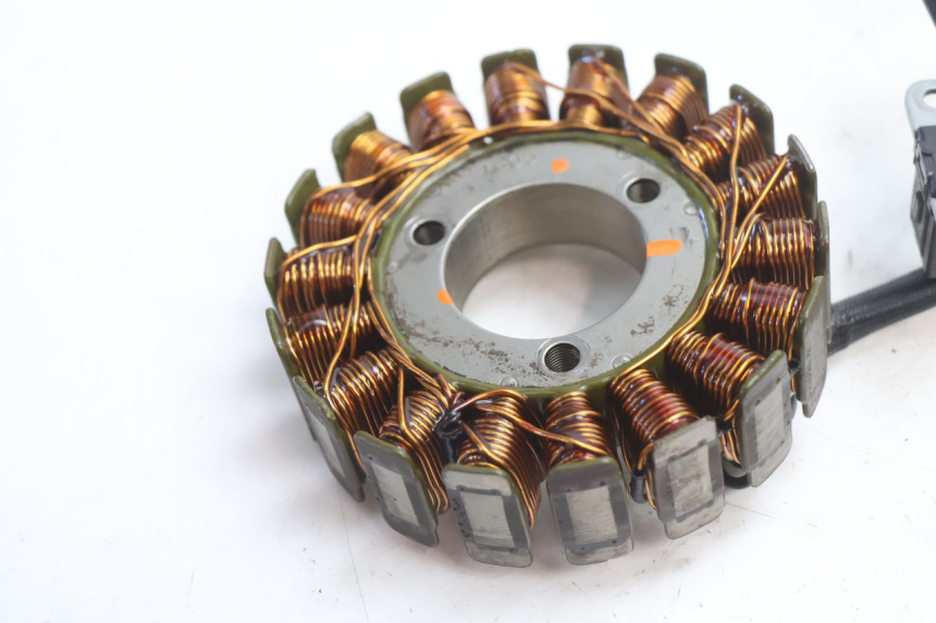 photo de STATOR SUZUKI SV S 650 (1999 - 2002) - Andere kijkhoek