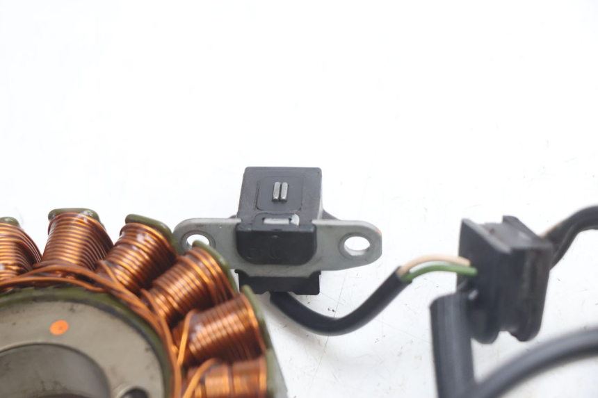 photo de STATOR SUZUKI SV S 650 (2003 - 2009) - Zoom op gebruiksstaat