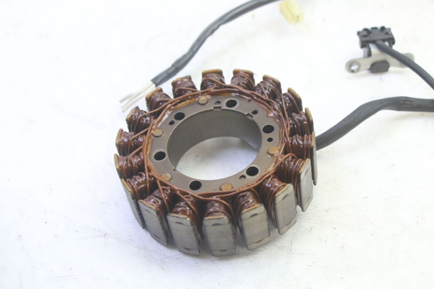 photo de STATOR YAMAHA TDM ABS 900 (2002 - 2014) - Detail van het onderdeel