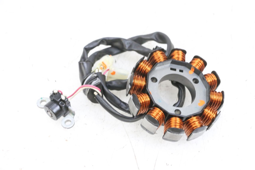 photo de STATOR YAMAHA TRICITY 300 (2020 - 2024) - Staat van het oppervlak