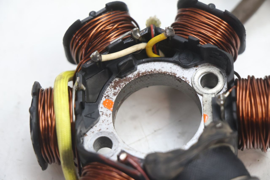 photo de STATOR PEUGEOT VIVACITY 50 (1998 - 2003) - Detail van het onderdeel