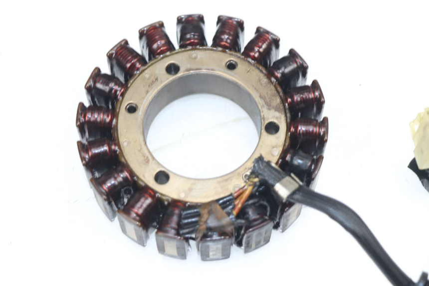 photo de STATOR HONDA VTR F FIRESTORM 1000 (1997 - 2001) - Detail van het onderdeel
