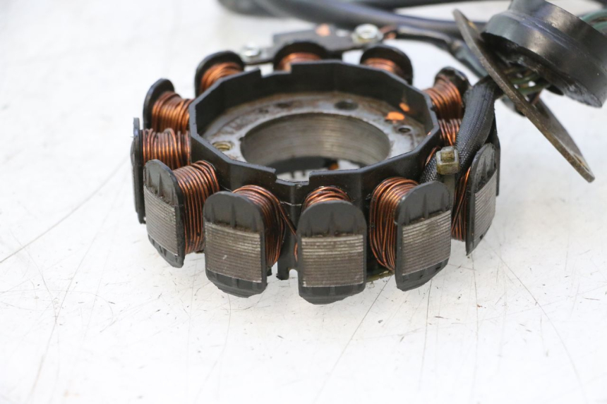photo de STATOR YAMAHA WAVE RUNNER GP R 1200 (2000 - 2003) - Andere kijkhoek