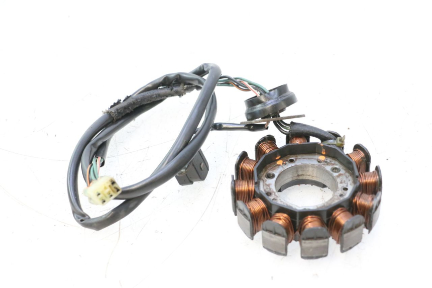 photo de STATOR YAMAHA WAVE RUNNER GP R 1200 (2000 - 2003) - Bevestigingspunten