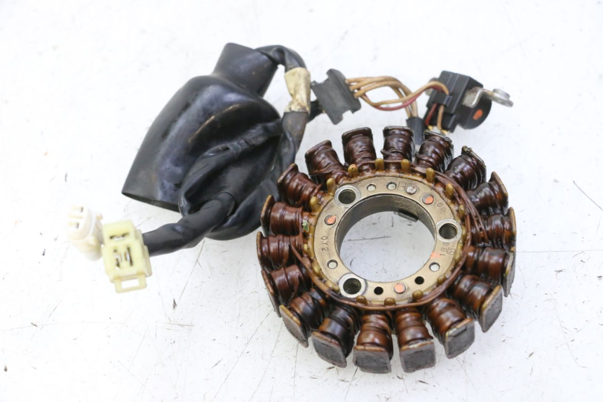 photo de STATOR YAMAHA X-MAX XMAX 125 (2010 - 2013) - Hoofdaanzicht