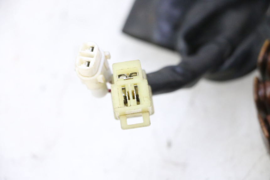 photo de STATOR YAMAHA X-MAX XMAX 125 (2010 - 2013) - Zoom op componenten