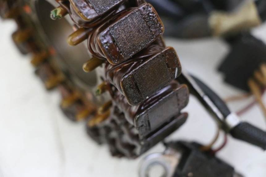 photo de STATOR YAMAHA X-MAX XMAX 125 (2010 - 2013) - Zoom op gebruiksstaat