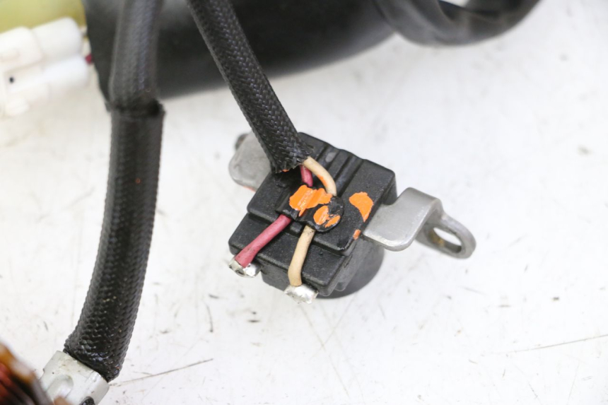 photo de STATOR YAMAHA X-MAX XMAX 250 (2006 - 2009) - Staat van het oppervlak