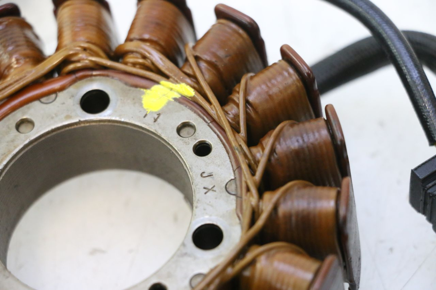 photo de STATOR HONDA XLV VARADERO 125 (2007 - 2012) - Staat van het oppervlak