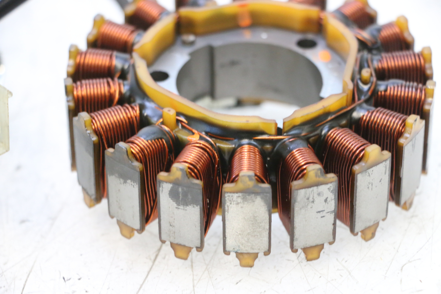 photo de STATOR YAMAHA XP T-MAX TMAX ABS 530 (2012 - 2015) - Zoom op gebruiksstaat
