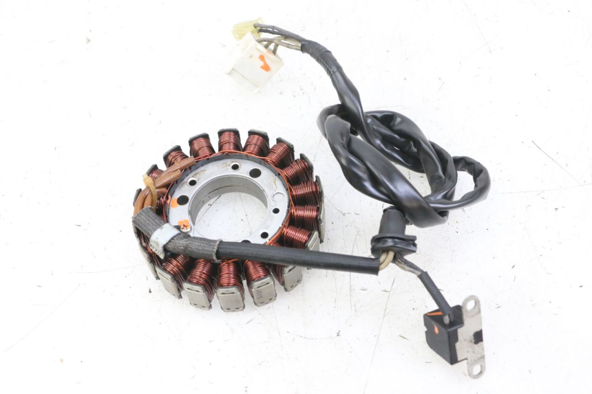 photo de STATOR YAMAHA FZS FAZER 600 (2001 - 2003) - Bevestigingspunten
