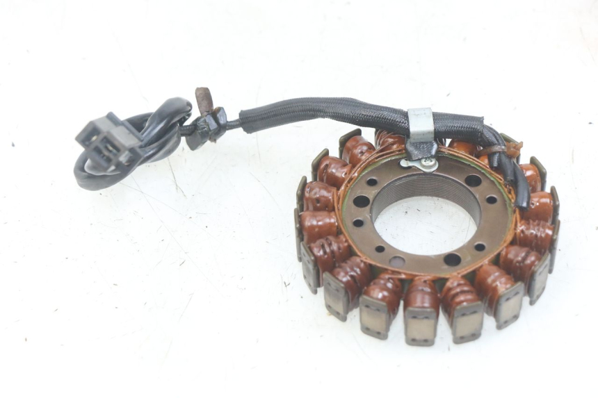 photo de STATOR KAWASAKI ZX-6R ZX6R 600 (1995 - 1997) - Andere kijkhoek
