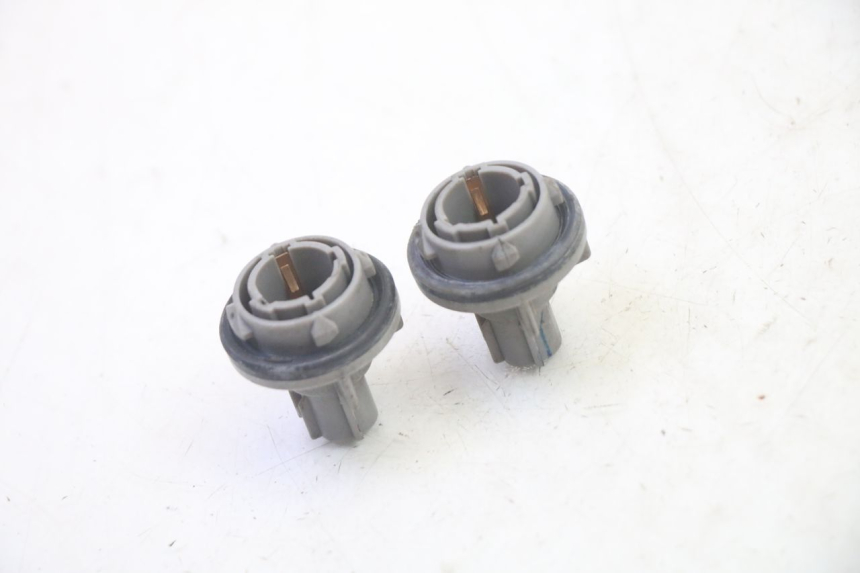 photo de LAMPHOUDER SUZUKI BURGMAN 125 (2007 - 2014) - Hoofdaanzicht