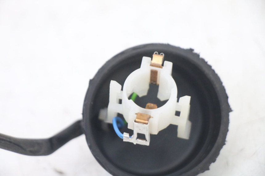 photo de LAMPHOUDER PEUGEOT SATELIS COMPRESSOR K15 125 (2006 - 2009) - Bevestigingspunten