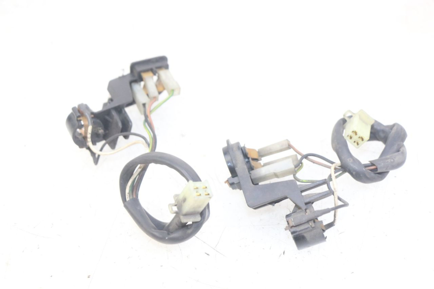 photo de LAMPHOUDER YAMAHA XMAX X-MAX 125 (2006 - 2009) - Detail van het onderdeel