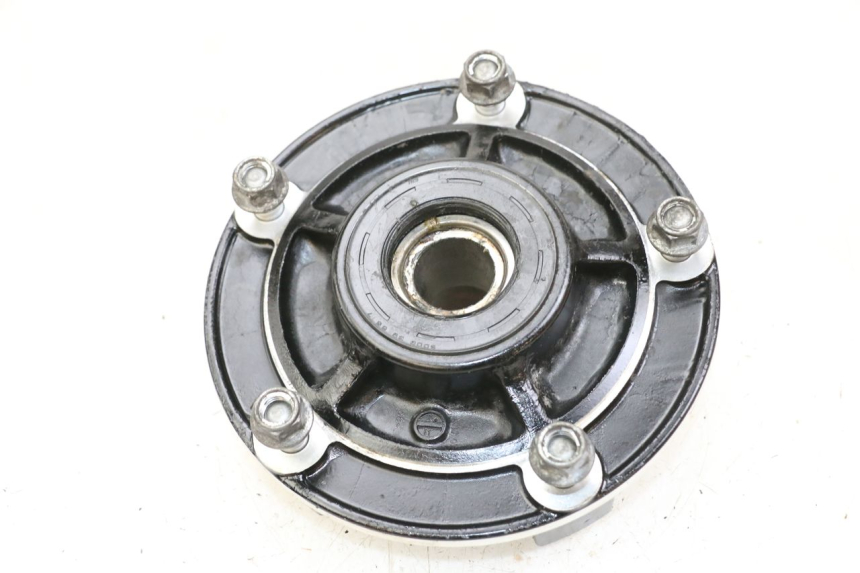 photo de STEUN VOOR KRANS SUZUKI GSR 750 (2011 - 2017) - Hoofdaanzicht