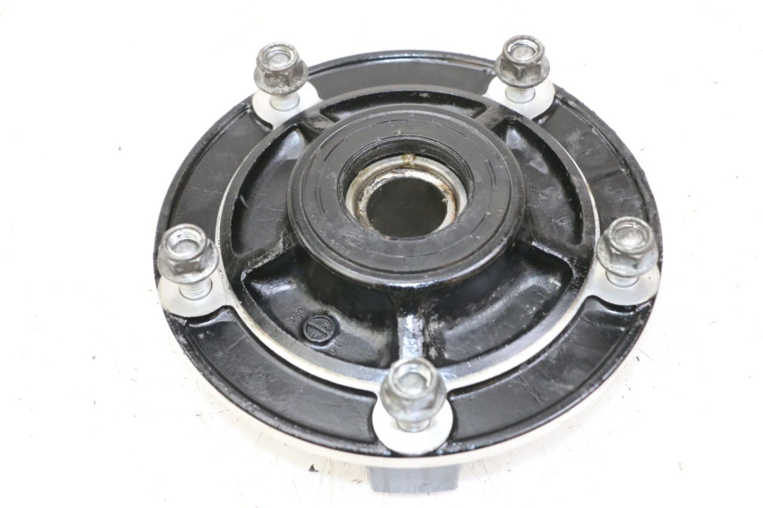 photo de STEUN VOOR KRANS SUZUKI GSR 750 (2011 - 2017) - Detail van het onderdeel