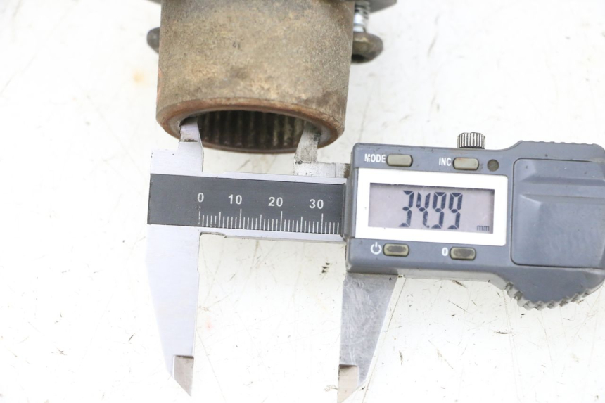 photo de REMHOUDERDRAGER YAMAHA YFM R RAPTOR 250 (2008 - 2014) - Detail van het onderdeel