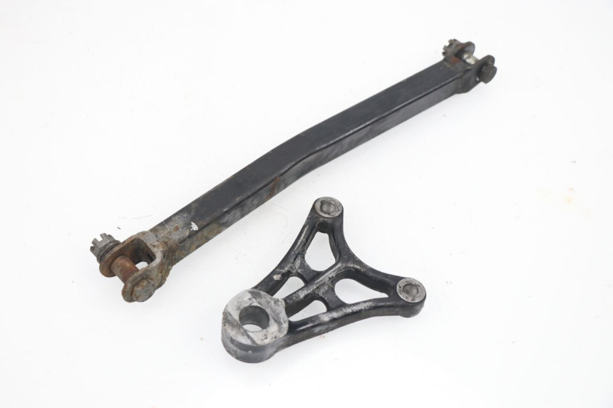 photo de ACHTERREMZADHOUDER SUZUKI GSXF GSX F 600 (1988 - 1997) - Detail van het onderdeel