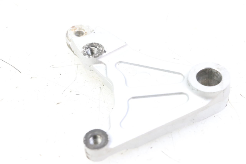 photo de ACHTERREMZADENHOUDER YAMAHA FZS FAZER 600 (2001 - 2003) - Detail van het onderdeel