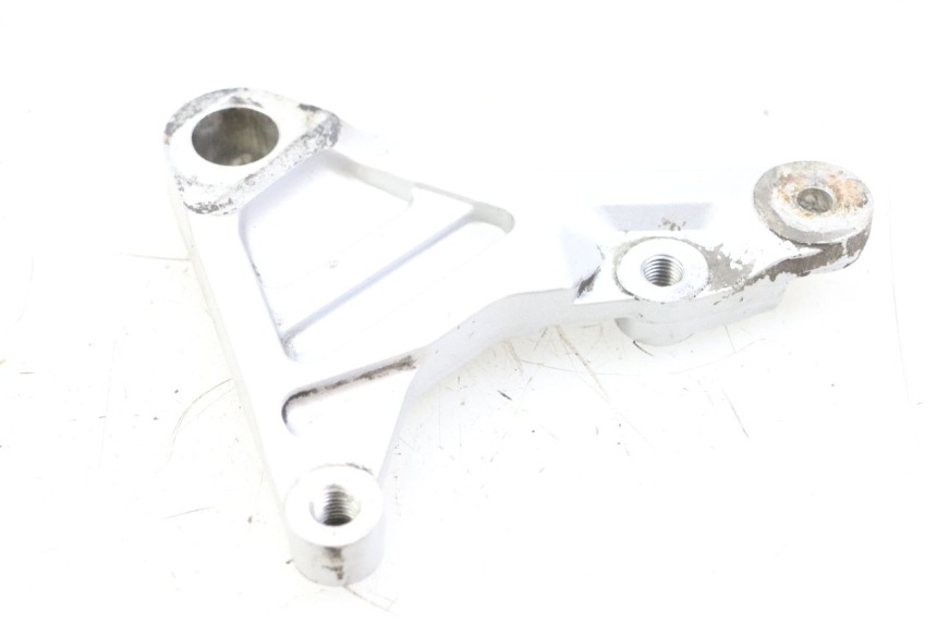 photo de ACHTERREMZADENHOUDER YAMAHA FZS FAZER 600 (2001 - 2003) - Zoom op gebruiksstaat