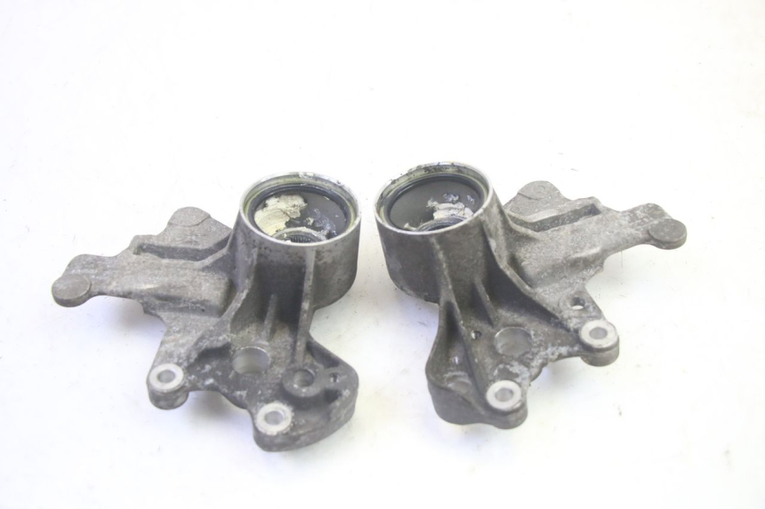 photo de VOORREM KLEMSTEUN PIAGGIO MP3 HPE 350 (2018 - 2020) - Technische close-up