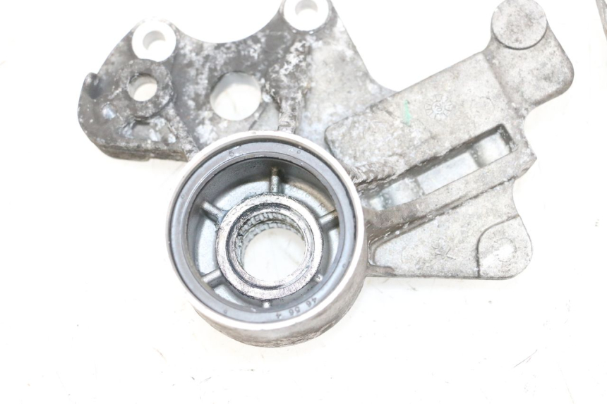 photo de VOORREM KLEMSTEUN PIAGGIO MP3 HPE 300 (2019 - 2026) - Gecontroleerd onderdeel