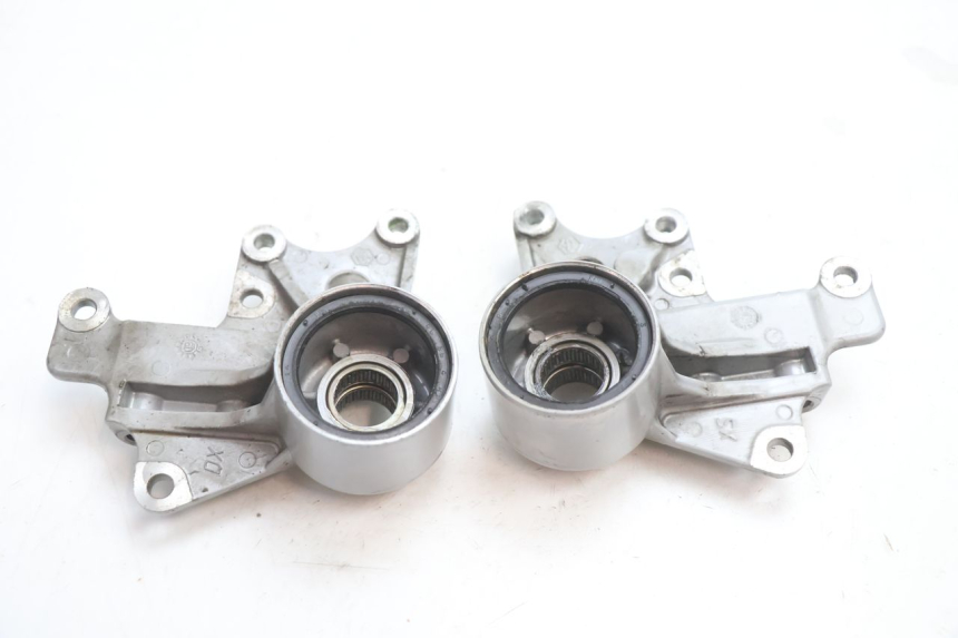 photo de VOORREM KLEMSTEUN PIAGGIO MP3 LT 300 (2010 - 2016) - Technische close-up